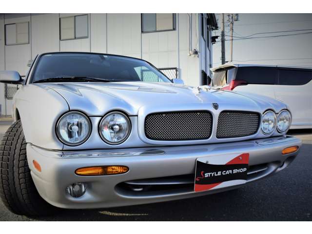 ジャガー XJ XJ スポーツ 3.2-V8 限定車 ノーマル 黒革 純正18インチ