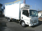 エルフ  2tロングワイド中温冷凍車・2室式