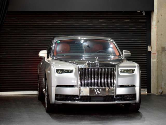 カタログギフトも！ 中古車 Two-Tone/Phantom UPPER 6.75 ファントム ロールスロイス 自動車