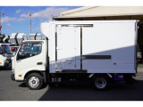 デュトロ 冷蔵冷凍車 10尺 2トン 低温 サイドドア AT
