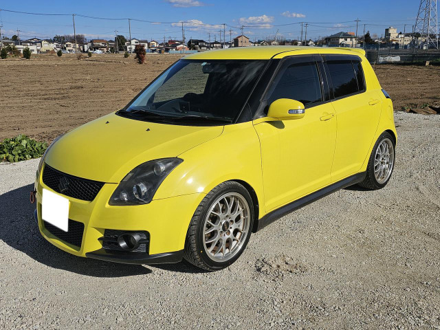 スイフト 1.6 スポーツ カスタム車