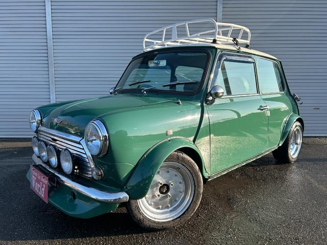 ミニ クーパー1.3i 35thアニバーサリー 正規D車 禁煙車 右H 4MT