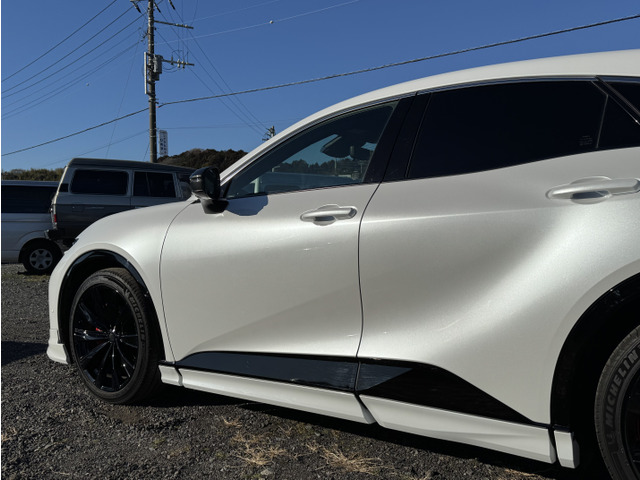 激安新型クラウンスポーツ専用　モデリスタ製　サイドスカート一式 モデリスタ、新型「クラウンスポーツ」用カスタマイズアイテム