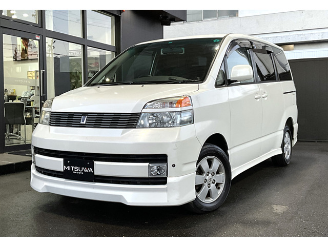 ヴォクシー 2.0 V 4WD 