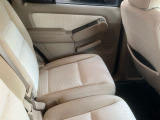 【車内清掃(シートクリーナー)】一脚5,500円(税込)四脚16,500円(税込)※革シート別途相談【車内窓拭き・掃除機】3,300円(税込)【光触媒抗菌】16,500円(税込)