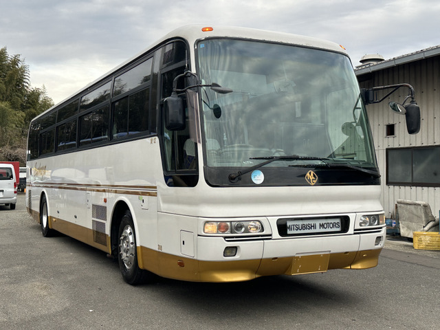 エアロエース  バス 57人乗り 6速MT