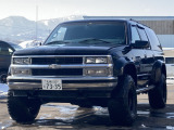 サバーバン  5.7L 99y/バックカメラ/ナビ