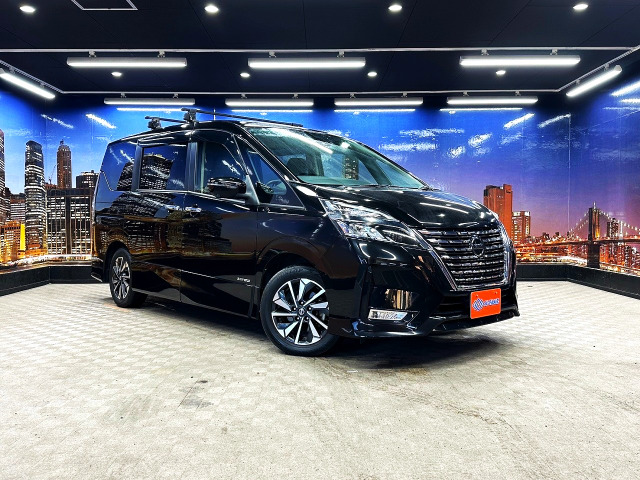 セレナ 2.0 ハイウェイスター V 