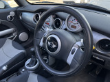 こちらの車輌の所在地は千葉県野田市となりますので現車確認にはご予約をいただいております。在庫状況により移動する場合がございます。ご来店前に必ずお電話にてお問い合わせください。