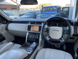 レンジローバー オートバイオグラフィ 4WD 4人乗エグゼクティブシート リアエンタ