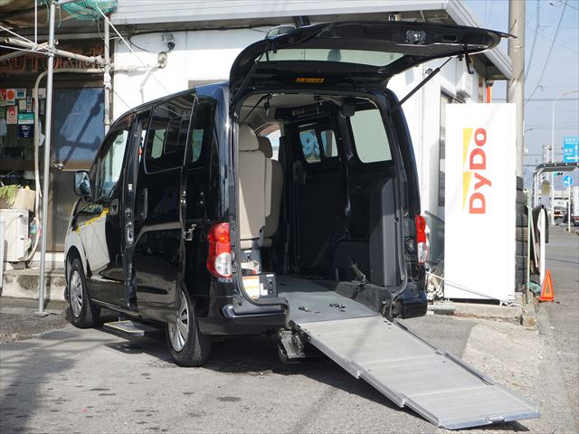 NV200バネット 1.6 16S チェアキャブ 車いす2名仕様 2列目電動ウィンチオートステップ