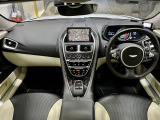 DB11 5.2 V12右H 走行1.5万K OP2色本革
