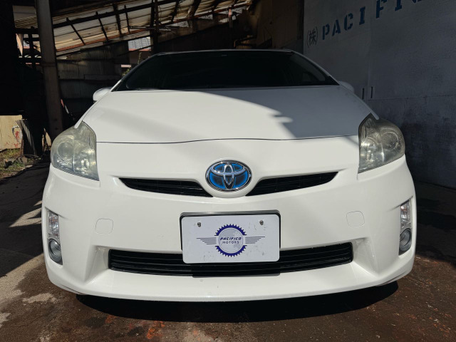 プリウス 1.8 S ハイブリッド車