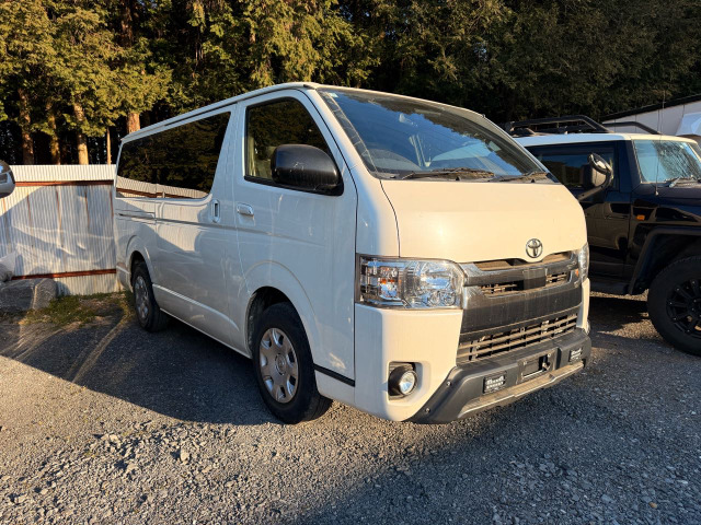 ハイエースバン 2.0 スーパーGL ダークプライムII ロング TRD トヨタセーフティ Bカメラ