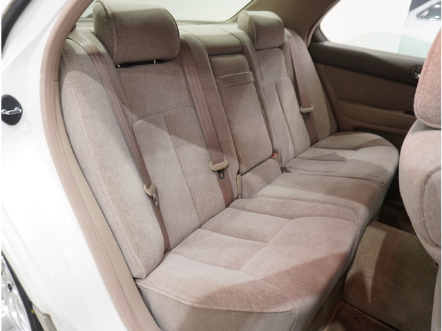 トヨタ セルシオ 4.0 B仕様 新品車高調 新品20inアルミ 社外ナビ