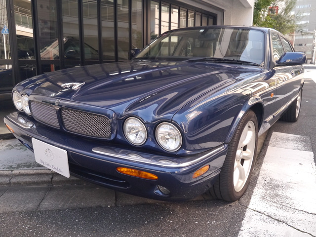 XJ XJR 4.0 スーパーチャージド V8 最終モデルXJR左HD18AWマスコット
