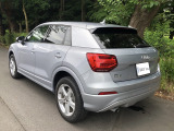 Q2 1.0 TFSI スポーツ 美車★パーシャルレザーシート