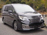 セレナ 2.0 ライダー ブラックライン ZZ S-HYBRID 車検2年付き 純正ナビ