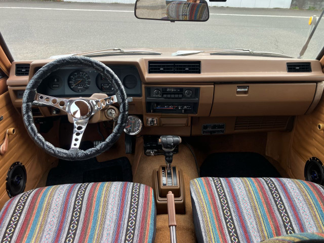 日産 サニー 逆輸入車! 左ハンドル!! オートマ!! の中古車詳細