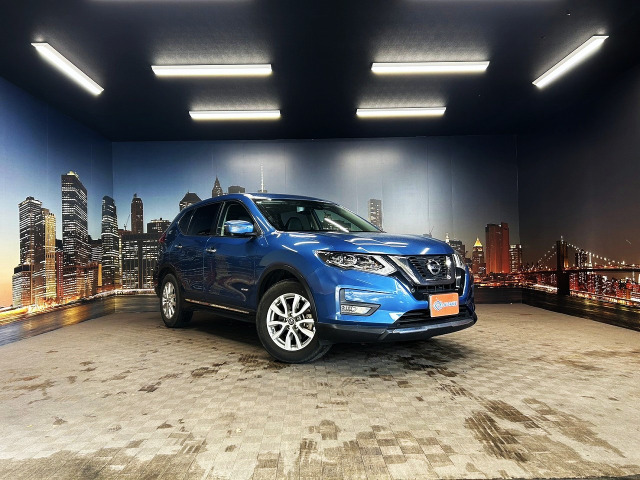 エクストレイル 2.0 20Xi ハイブリッド 4WD 禁煙車 後期 4WD プロパイロット 純