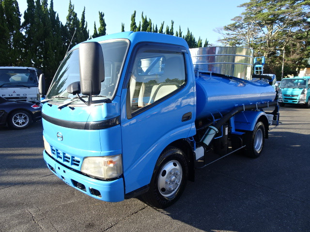 デュトロ  3t積載 バキュームカー