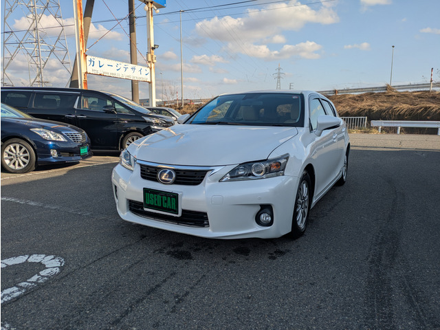 CT 200h 純正HDDナビ フルセグ スタッドレス付