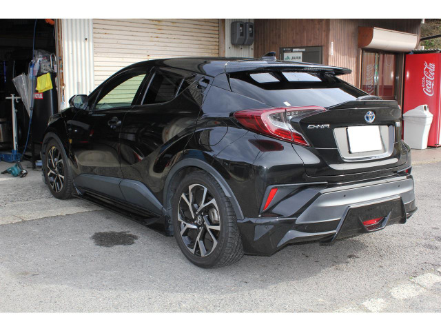 トヨタ C-HR ハイブリッド 1.8 G HKS車高調・TRDエアロ の中古車