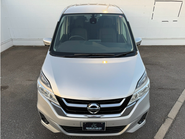 日産 セレナ 2.0 X Vセレクション の中古車詳細 (56,000km, シルバー