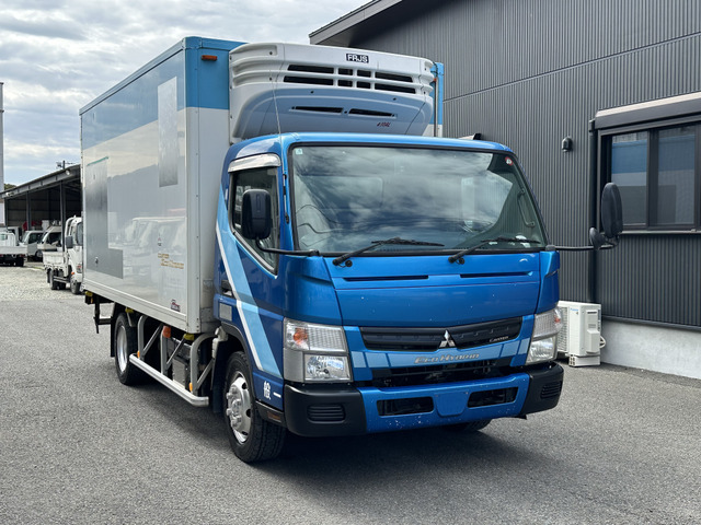 キャンター  冷蔵冷凍車 -30度まで設定可