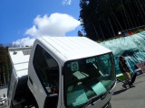 【中古車の購入には「車両本体価格」のほかに「諸費用」が必要です】 支払総額(税込)= 車両本体価格+諸費用