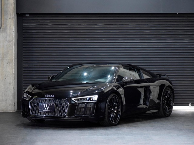 R8 V10 プラス 5.2 FSI クワトロ 4WD 左ハンドル/カーボン/カーボンBRAKE