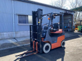 トヨタL&F 電動フォークリフト 15136