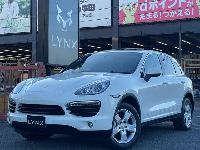 カイエン S ハイブリッド 4WD 黒革 サンルーフ シートヒーター ナビ