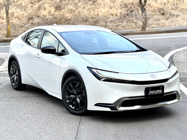 プリウス 2.0 プラグインハイブリッド G 寒冷地仕様 登録済未使用車