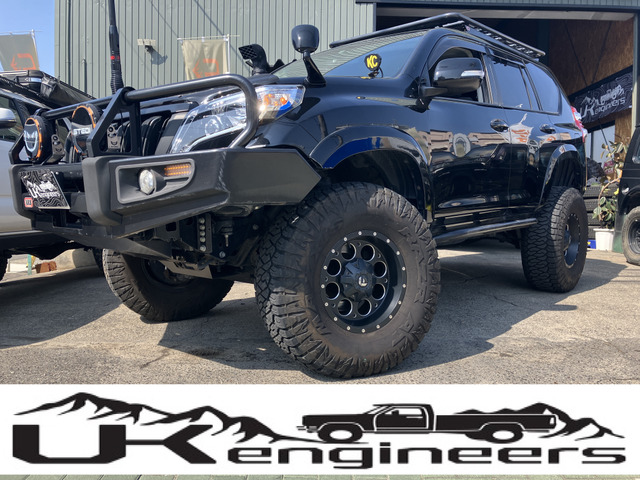 ランドクルーザープラド 2.8 TX ディーゼル 4WD リフトUP FUEL17AW メモリナビ