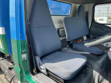 運転席シート、目立つ破れございません!