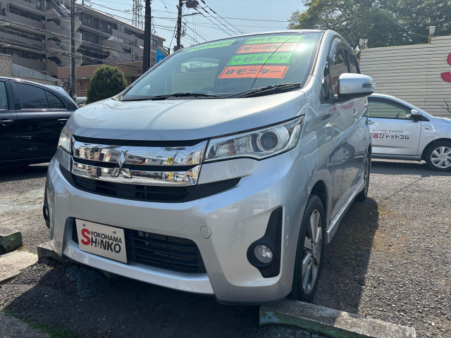 eKカスタム T ターボ車 ナビテレビ