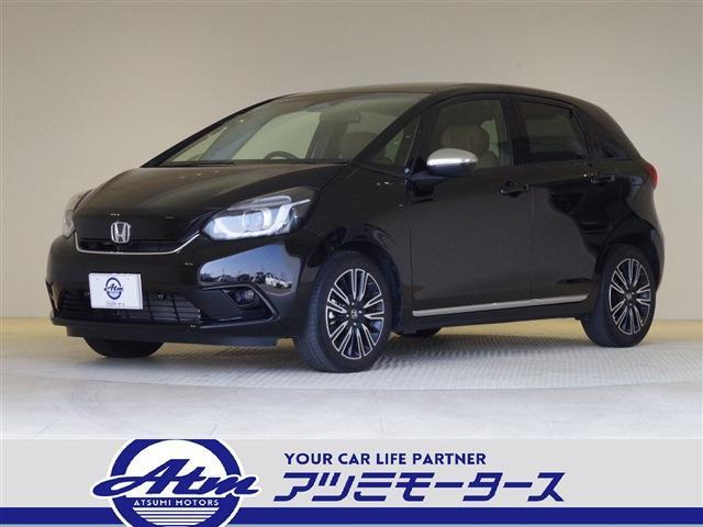 フィット 1.3 リュクス 9型ナビ 前後ドラレコ シートヒーター