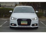 A1スポーツバック 1.0 TFSI スポーツ 1st エディション S-lineエクステリア/パドルシ...