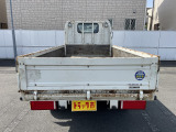 アトラス  2t積・平ボディ・4WD・5MT