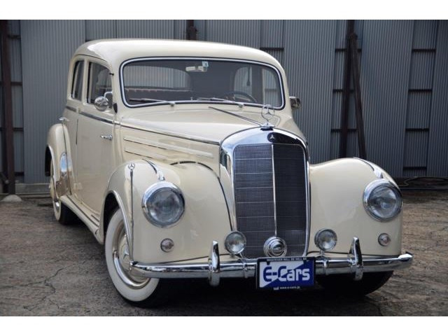 /その他 メルセデス・ベンツ  220 W187 4ドアセダン ウエスタン自動車正規物