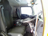 排気ブレーキ T/Mリターダ デフロック 坂道発進補助装置 車線逸脱警報装置 衝突被害軽減ブレーキ アイドリングストップ フォグランプ トラクションコントロール