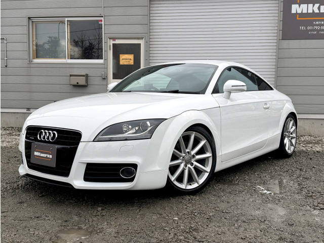 TTクーペ 2.0 TFSI クワトロ 4WD 純正ナビ パドルシフト レザーシート