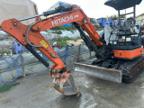 日立 油圧ショベル ZX30U-5A アワメータ1172h