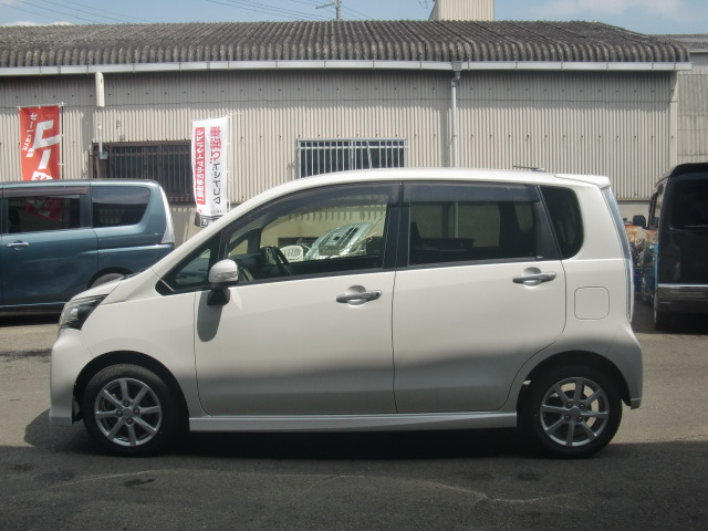 ダイハツ ムーヴ 車検 ナビ 格安 軽自動車 ホワイト キーレス ダイハツ ムーヴキャンバス Gメイクアップ SAIII ホワイト