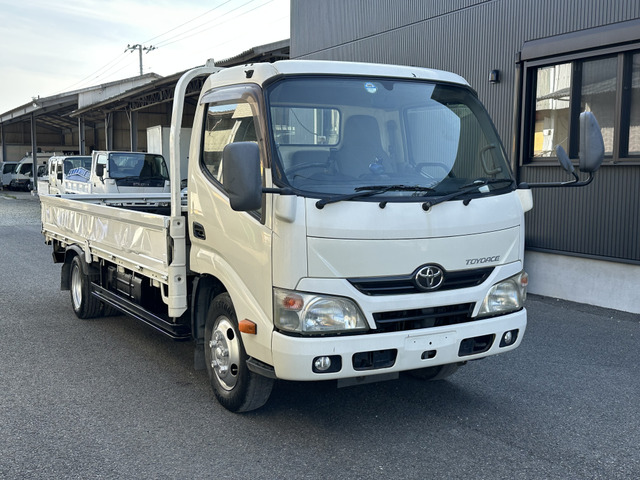 トヨエース  平ボディ ロング 低床 AT