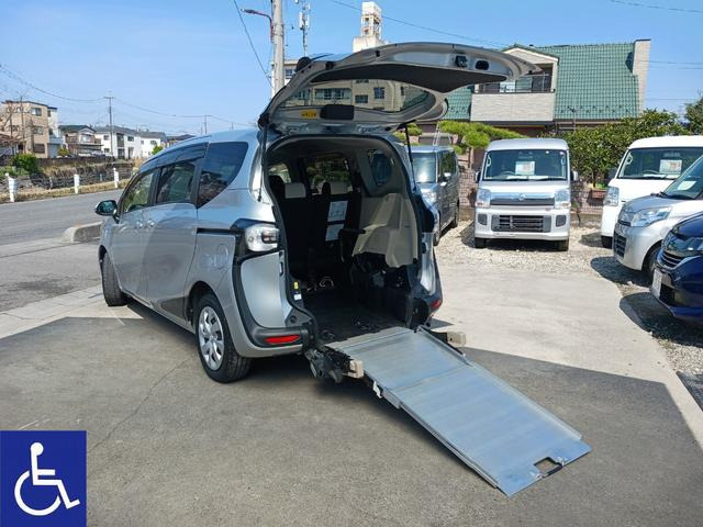 シエンタ 1.5 X 福祉車両 車いす仕様タイプ1