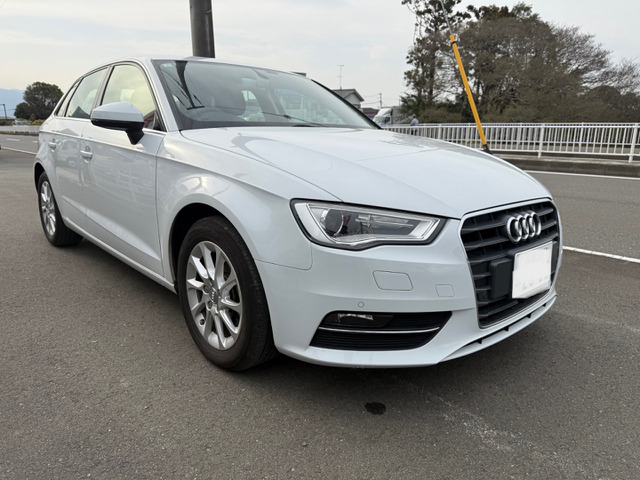 A3スポーツバック 1.4 TFSI 車検付き 純正ナビ・TY・バックカメラ