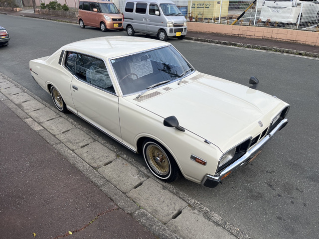 日産 セドリック 2.0 SGL-E の中古車詳細 (92,823km, ホワイト, 静岡県