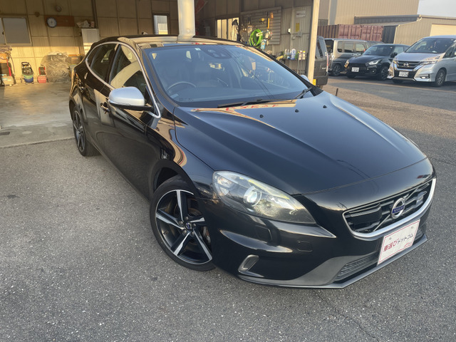 V40 T5 Rデザイン 2年車検付けます・パノラマルーフ装備